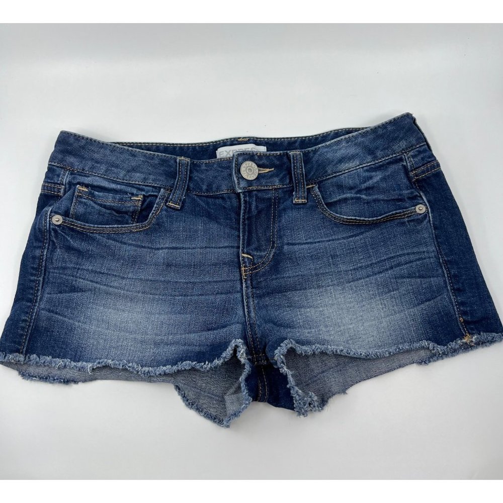 Express Ladies Shortie 2” Raw Hem Shorts Size 2